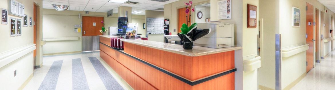 Select Specialty Hospital - Flint hallway and nurses station.